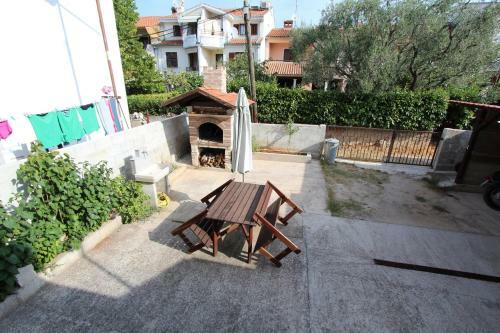Room And Apartments Mariza