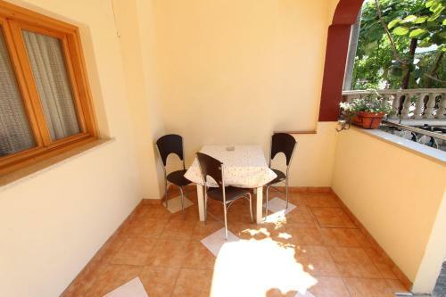 Room And Apartments Mariza