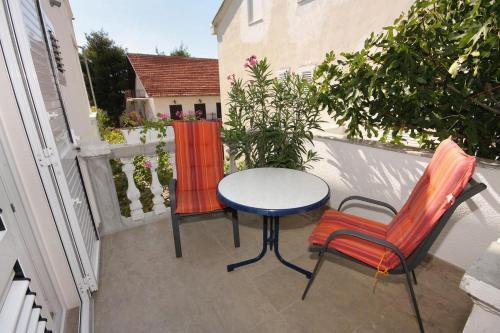 Hostal Apartments With A Parking Space Vodice - 2995