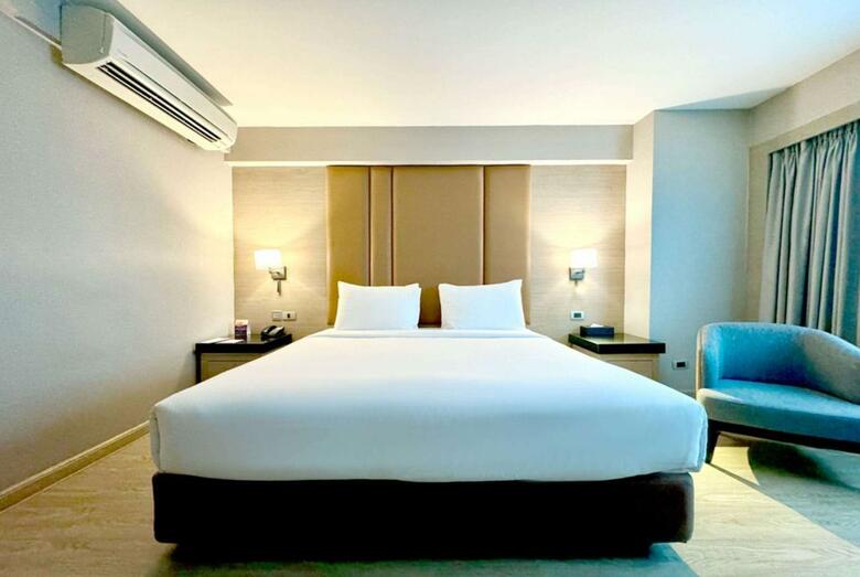 Hotel Ramada By Wyndham Bangkok Sukhumvit 11