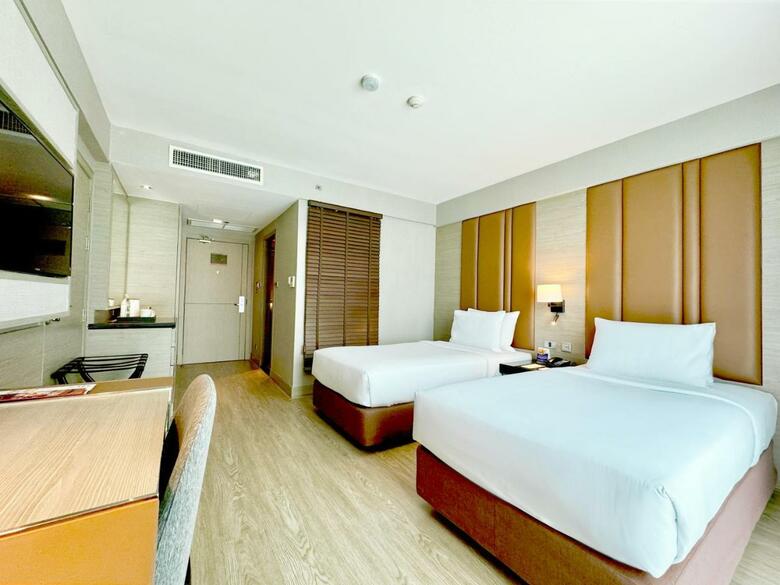 Hotel Ramada By Wyndham Bangkok Sukhumvit 11