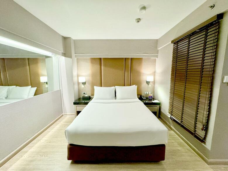 Hotel Ramada By Wyndham Bangkok Sukhumvit 11