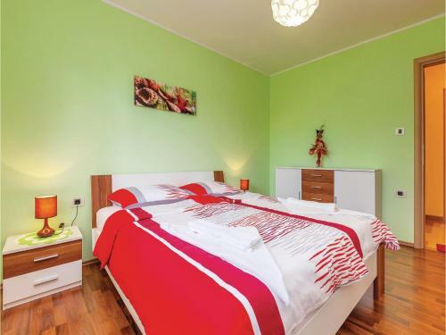 Apartamentos Holiday Home Jadranovo *lxv *