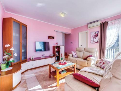 Apartamentos Holiday Home Jadranovo *lxv *