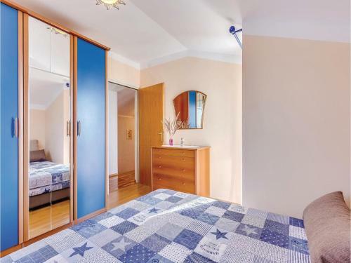 Apartamentos Holiday Home Jadranovo *lxv *