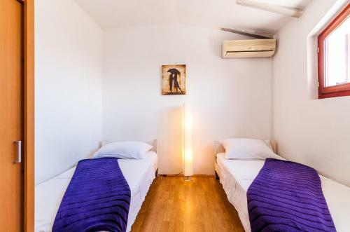 Apartments An?elo