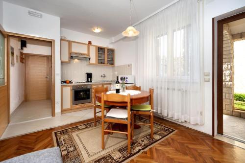 Apartments With A Parking Space Porec - 2216