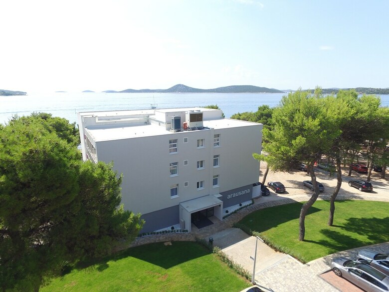 Hotel Villas Arausana & Antonina