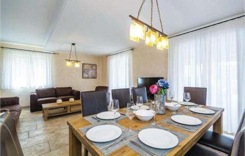 Holiday Home Turcic VI