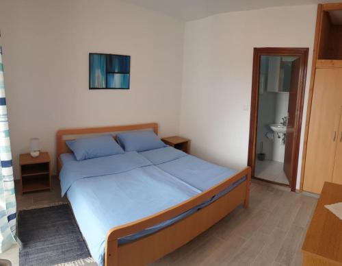 Apartments Korina 2866