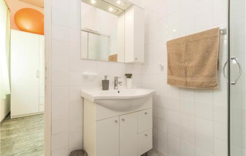 Holiday Home Svetvincenat I