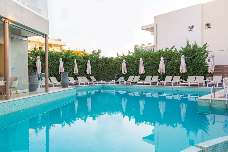 Nefeli Hotel