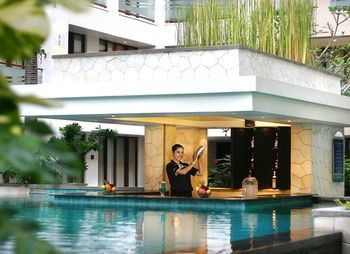 Aston Kuta Hotel & Residence