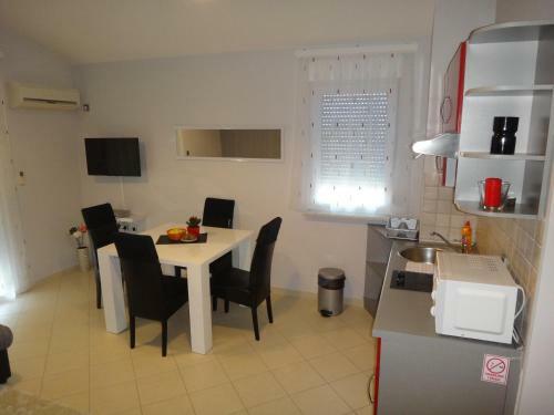 Apartments Ana-maria