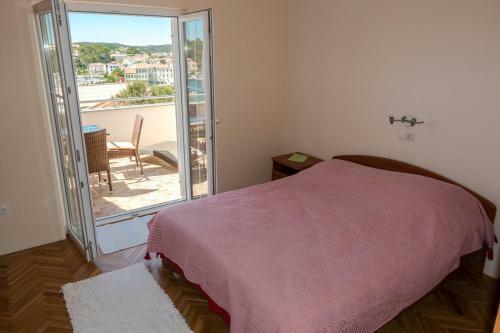 Apartment Banjol 23