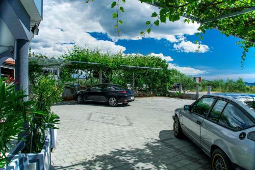 Apartments Peran
