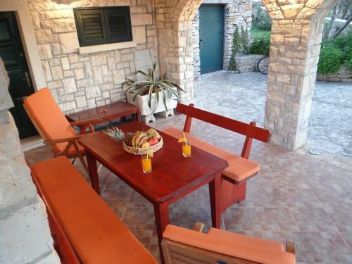 Villa Stone House San Pelegrin