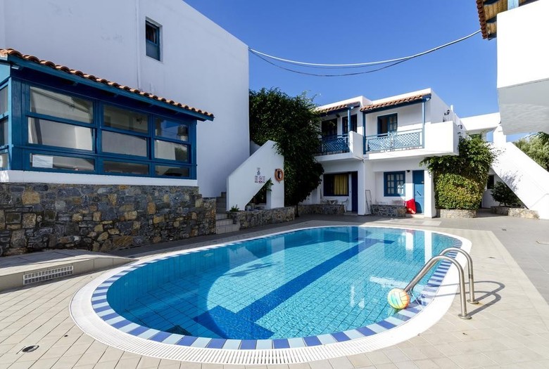 Apartamentos Mika Villas