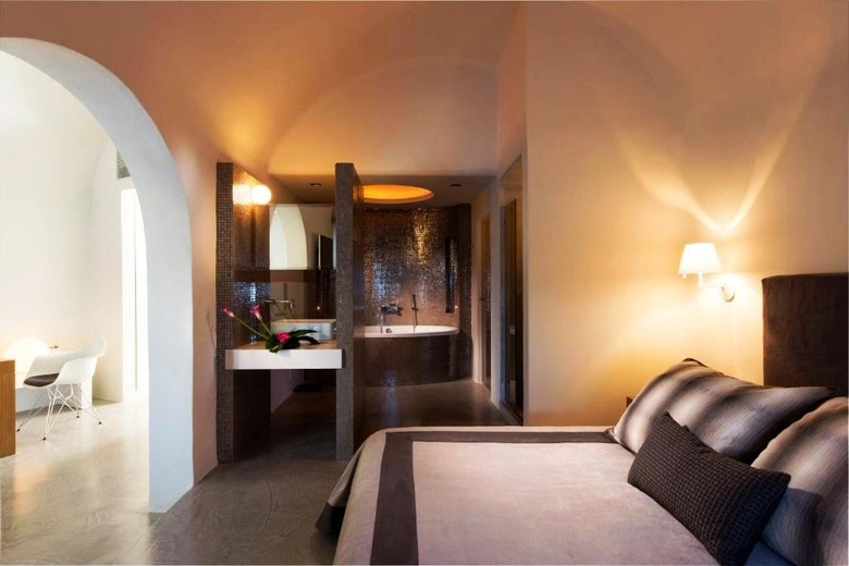 Hotel Avaton