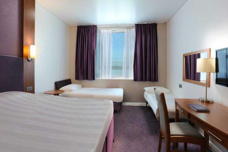 Hotel Premier Inn Dubai Investment Park