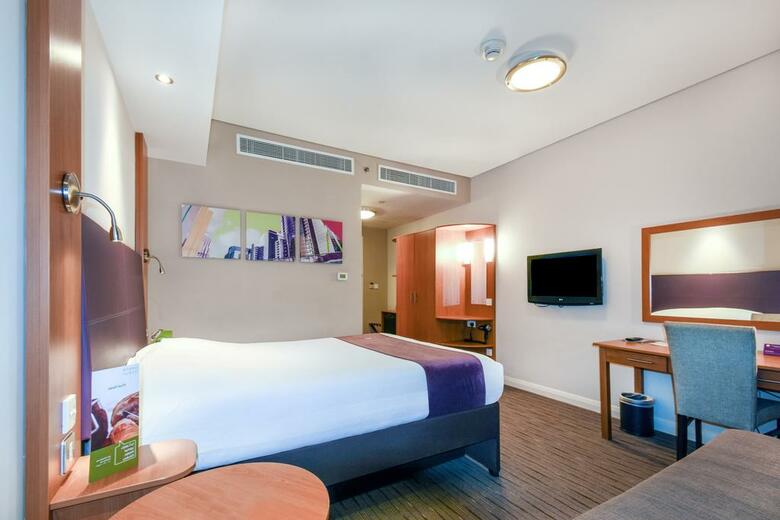 Hotel Premier Inn Dubai Investment Park