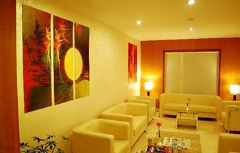 Hotel Nandhana Hometel