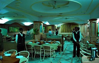 Hotel Nandhana Hometel