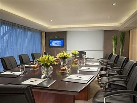 Hotel Ascott Raffles City