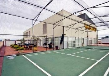 Waldorf Apartment Hotel Canbe