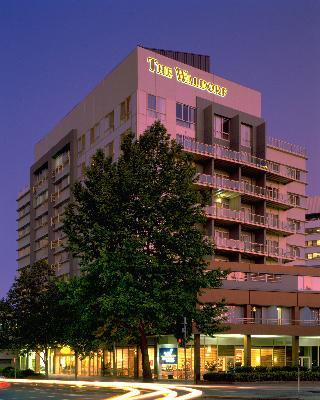 Waldorf Apartment Hotel Canbe