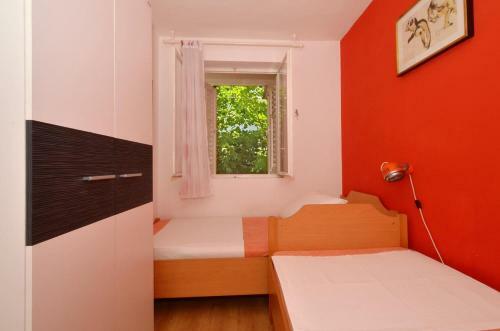Apartment Arbanija 8651b
