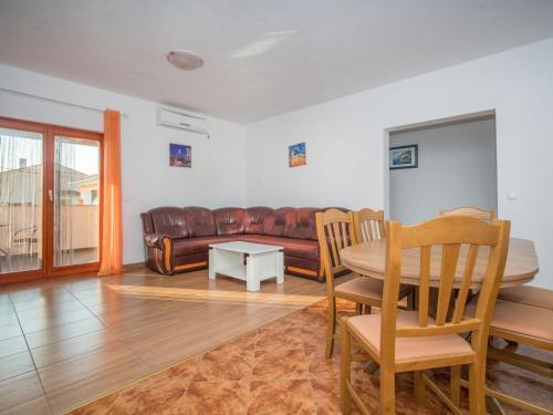 Apartamento Holiday Home Villa Nina