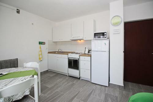 Apartments Rozanda