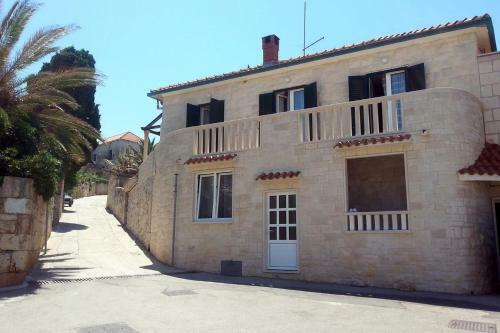 Apartments By The Sea Postira (brac) - 2950