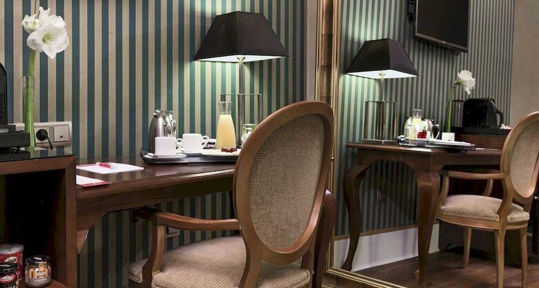 Hotel NH Collection Madrid Paseo Del Prado