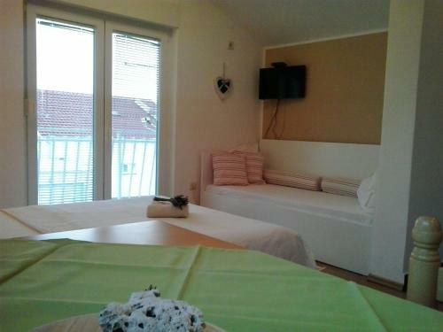 Apartments Anita Frane