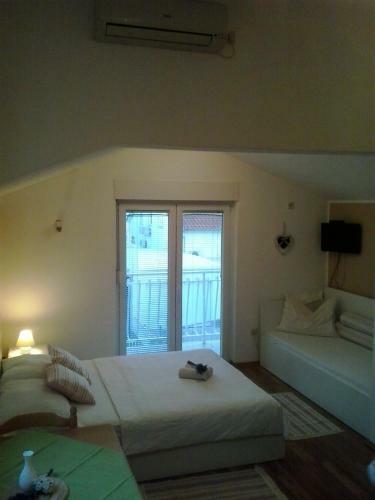 Apartments Anita Frane