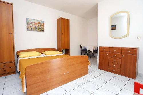 Apartments With A Parking Space Orebic (peljesac) - 10102
