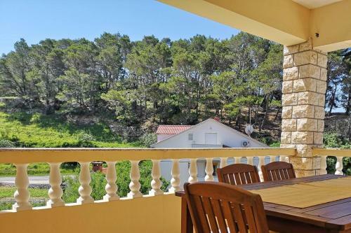 Apartments With A Swimming Pool Banjol (rab) - 11382