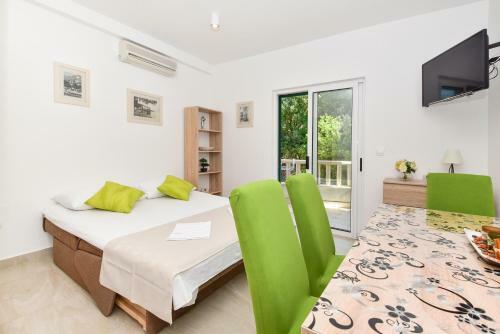 Apartments Mustapic