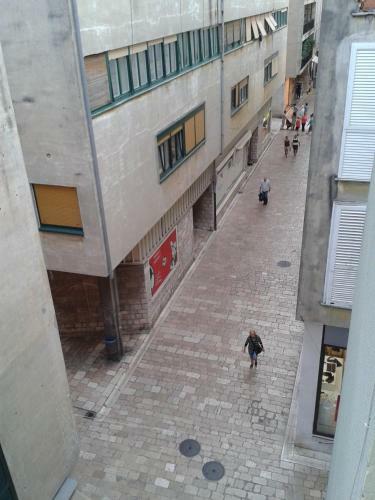 Nena City Center Apartment