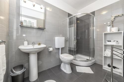 Apartments Tonka Centar