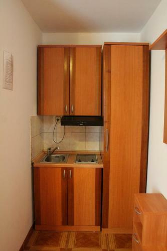 Apartments Tonimir