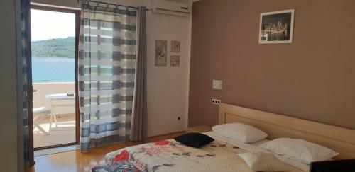 Hostal Apartments Perina