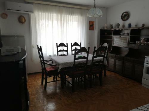 Hostal Guesthouse Porto