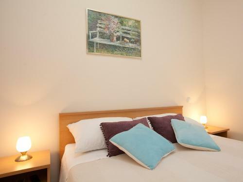Hostal Apartment And Rooms Cvita
