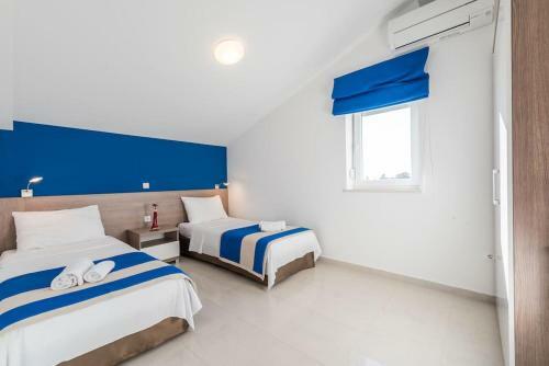 Apartments Villa Maelise