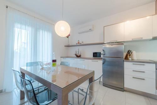 Apartments Villa Maelise