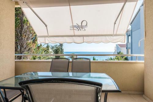 Apartments Villa Maelise