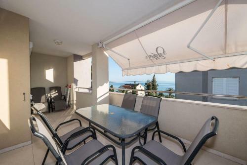 Apartments Villa Maelise